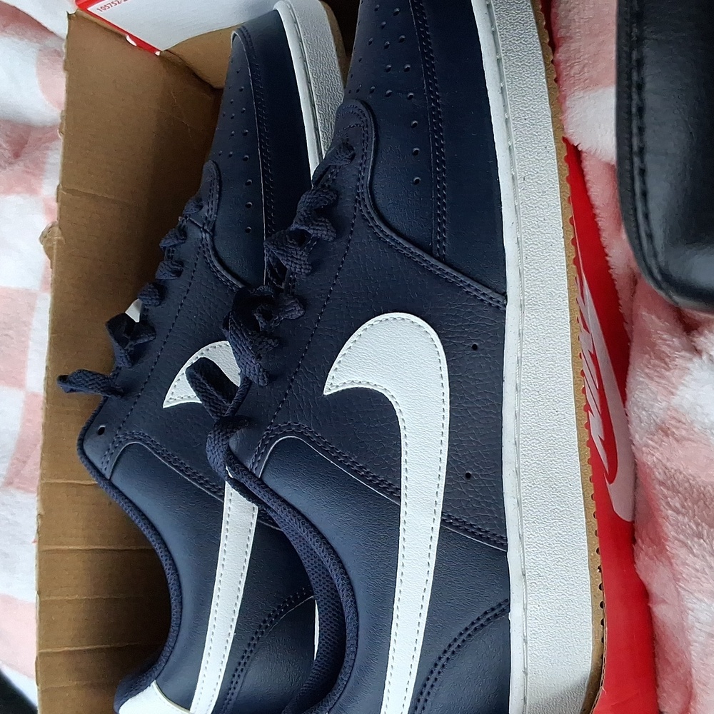 Brand New Mens Nike Court Vision Low shoes Midnight Navy And White